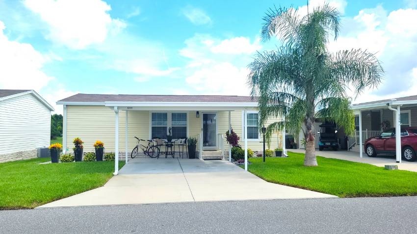 Winter Haven, FL Mobile Home for Sale located at 1202 Cypress Vine Rd. Cypress Creek Village
